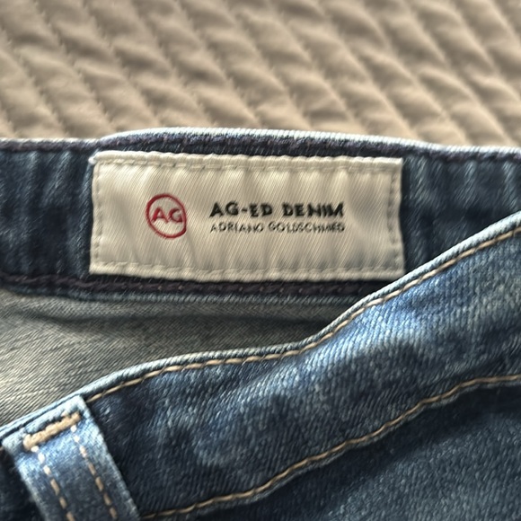 Woman’s AG skinny jeans - Picture 4 of 10